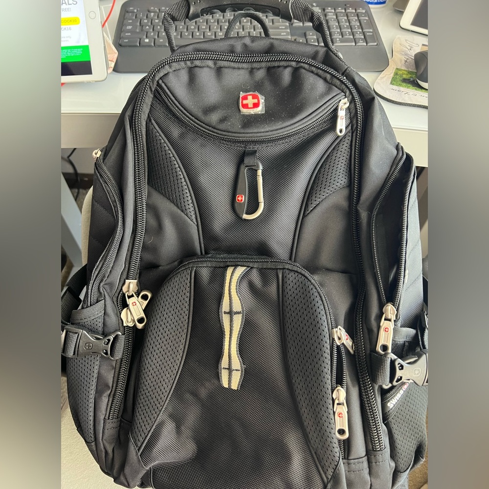 Swiss Gear 1900 ScanSmart Laptop Backpack - Black